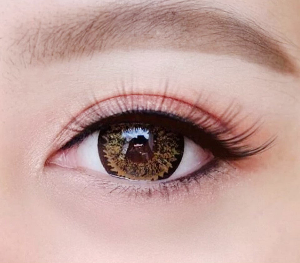 Barbie Nudy Brown Circle Lenses Secondary image