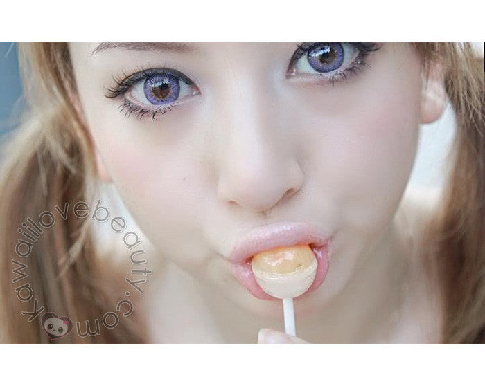 Striking doll-like eyes with Barbie Puffy Violet circle lenses.