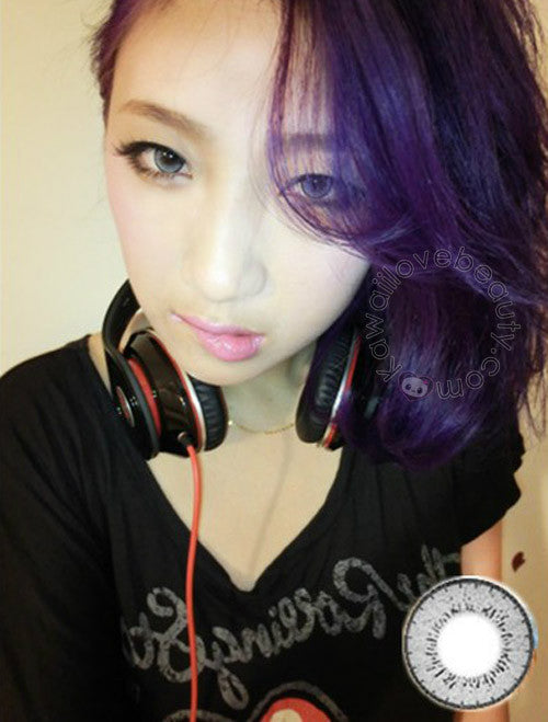 Blytheye Grey circle lenses by Dolly Eye EOS for a vibrant color change.