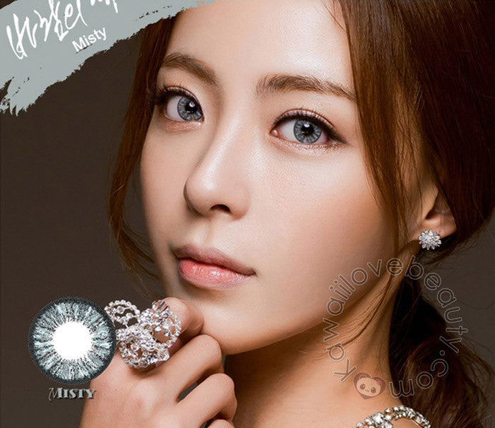 Model photo, bright even on dark eyes, Misty gray circle lenses by Colors of the Wind (i-Codi). Main image