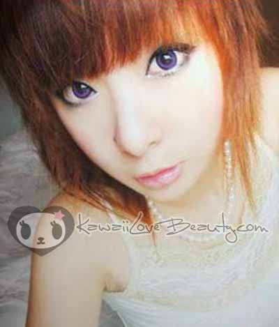 Model photo, Geo CM831 Violet 14.2mm colored contact lenses.