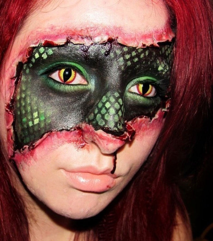 CrazyLab cosplay special effects contact lenses in Red Lizard Main image