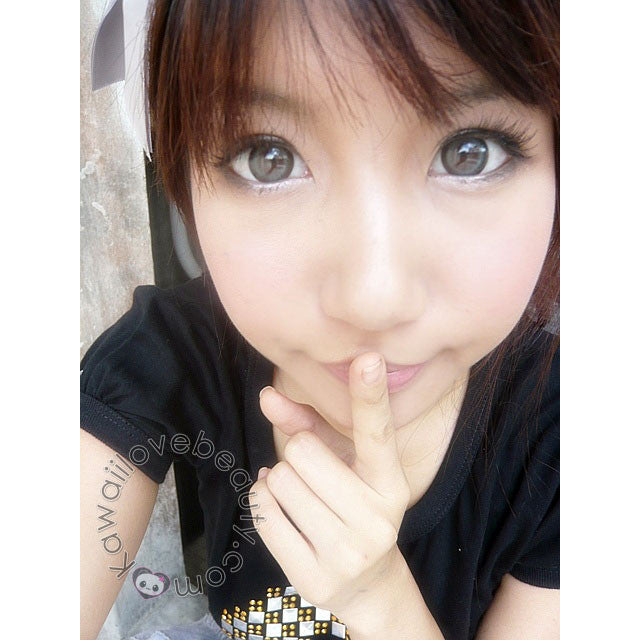 Dolly Eye Dreamy I Grey Circle Lenses Secondary image