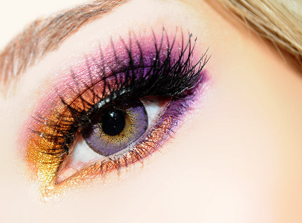 Pretty doll eyes with EOS Briller Violet colored contacts. Main image