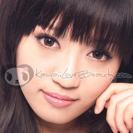 Model photo, HC-104 Twilight Honey Brown colored contact lenses.