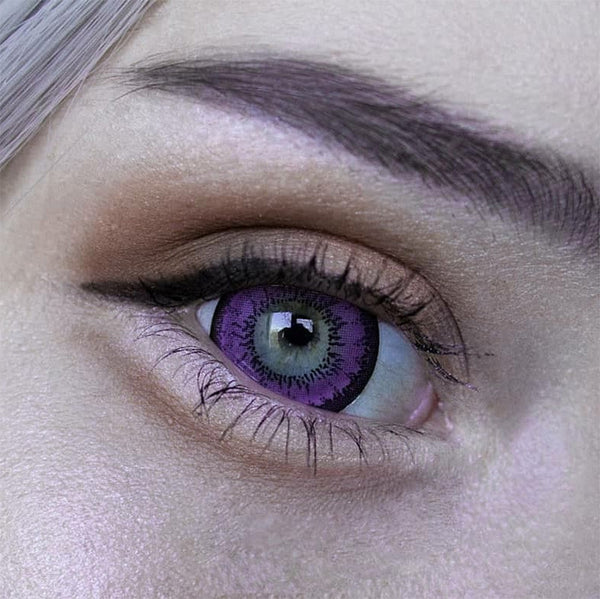 Closeup on Kara Violet circle lenses