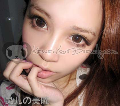 Geo Flower WFLA54 Brown circle lenses for bigger, more attractive eyes.