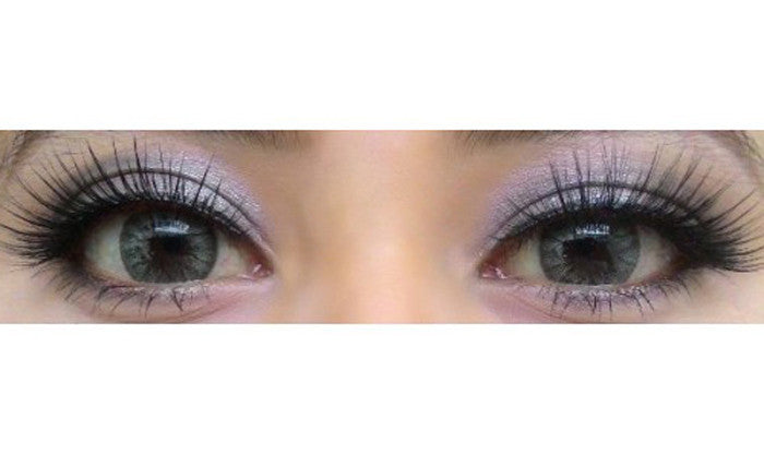 Moonlight Gold circle lenses in dim natural light