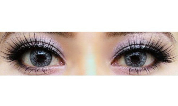 Moonlight Grey circle lenses in dim natural light