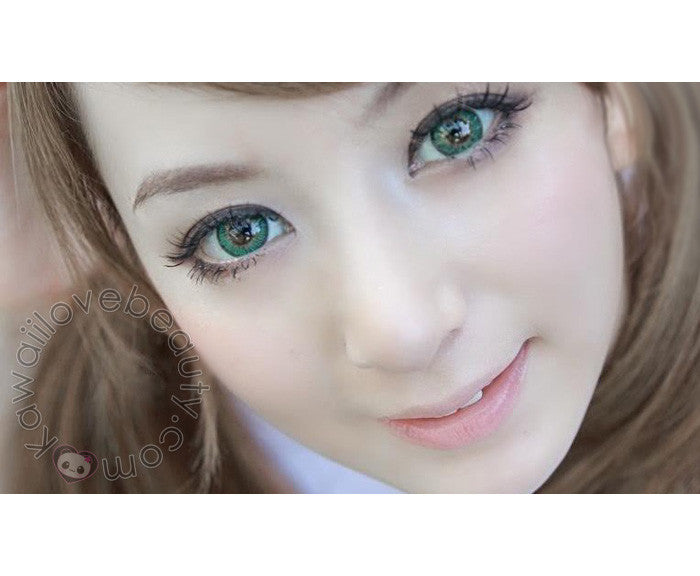 Beautiful, bigger eyes with natural 3 tone blend Barbie Puffy Green circle lenses from Kawaiilovebeauty.com