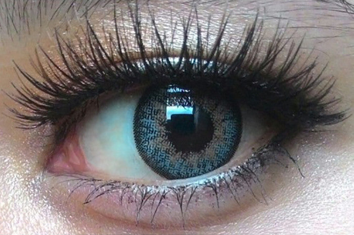 Natural 3 Tones Grey Colored Lenses Secondary image