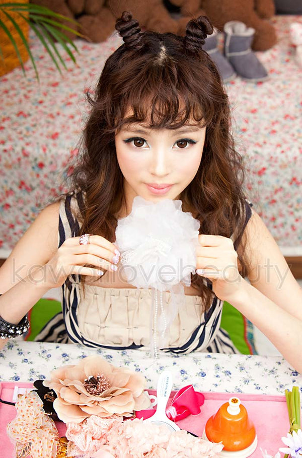 Geo WTA54 15.0mm brown circle lenses / colored contacts.
