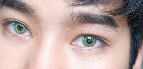Light green bright color with Urban Layer Universe Green colored cosmetic contact lenses