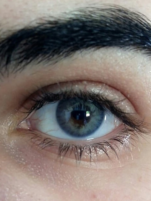 April Blue circle lenses by Urban Layer