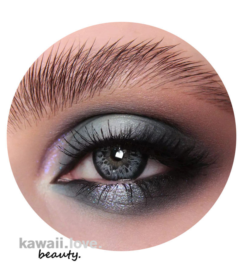 New Cirilla Gray colored circle contact lenses by Korean brand Urban Layer feature a natural iris design for the ultimate smokey grey eyes. Let your new rich gray contacts will update your look now, with fast shipping from the United States. Main image