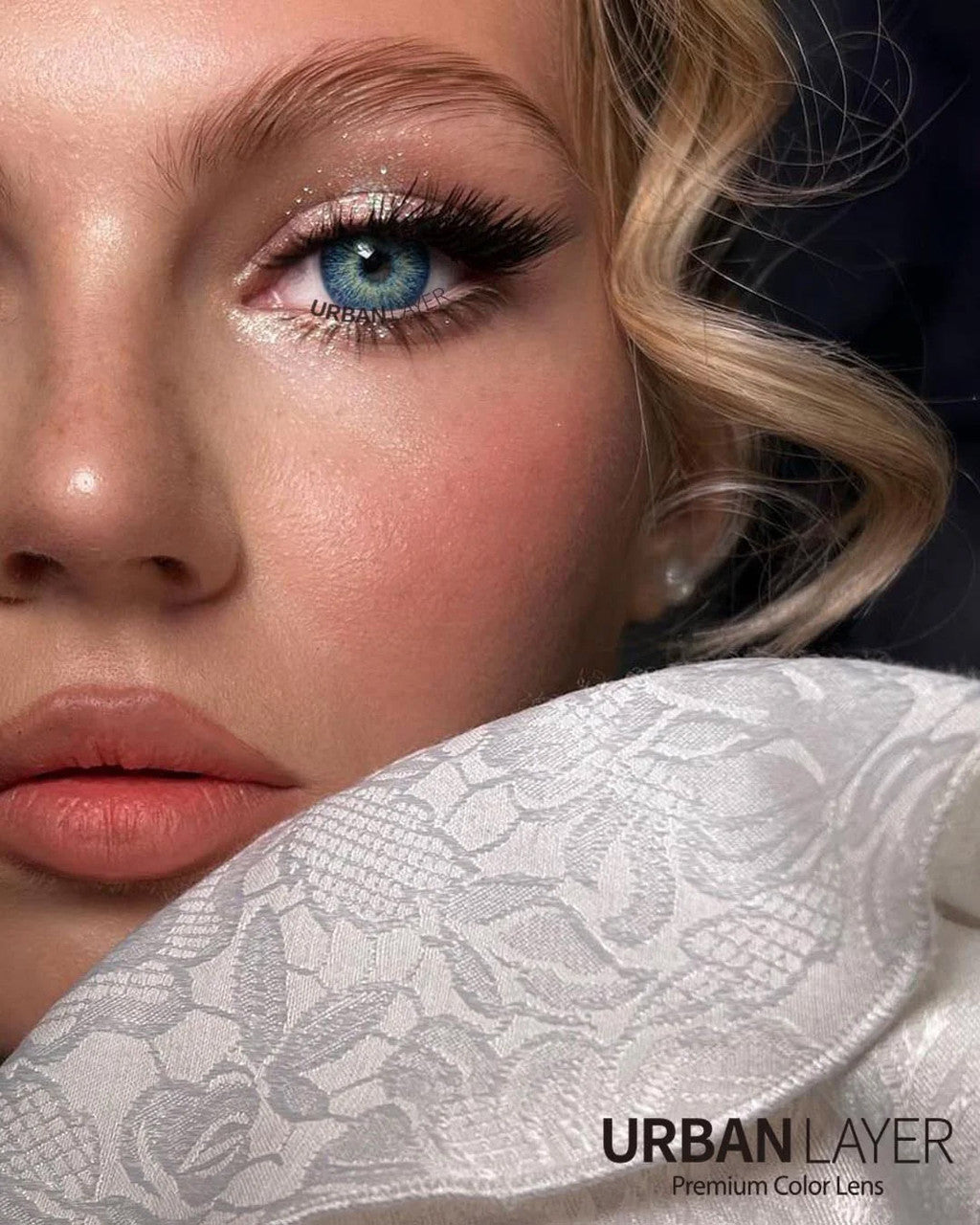 Santorini Blue Circle Lenses | 1 Year Secondary image