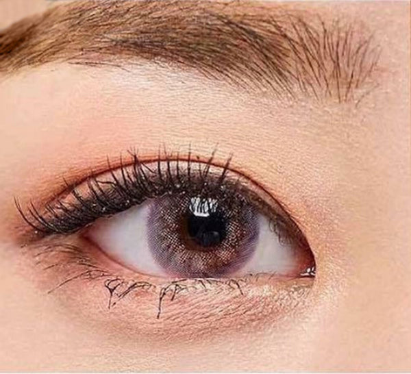 Western Eyes Caribe Pink circle lenses (US stock on lilac colored cosmetic contacts)