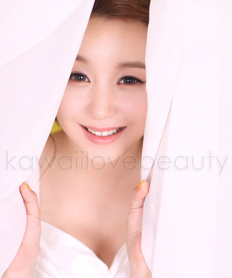 Cute ulzzang look with 15.0mm Geo Natural grey circle lenses.